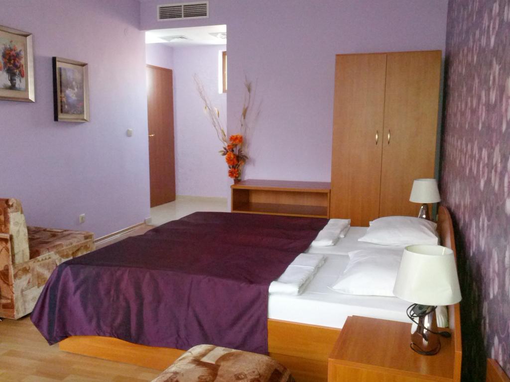 Guest Sveti Nikola Πομόριε
